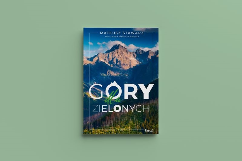 Zielone drzewa i wysokie góry