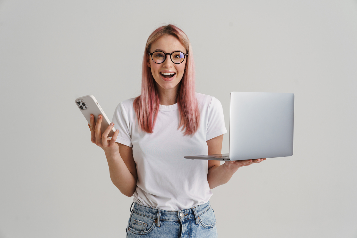 Ebook można czytać na telefonie lub komputerze?